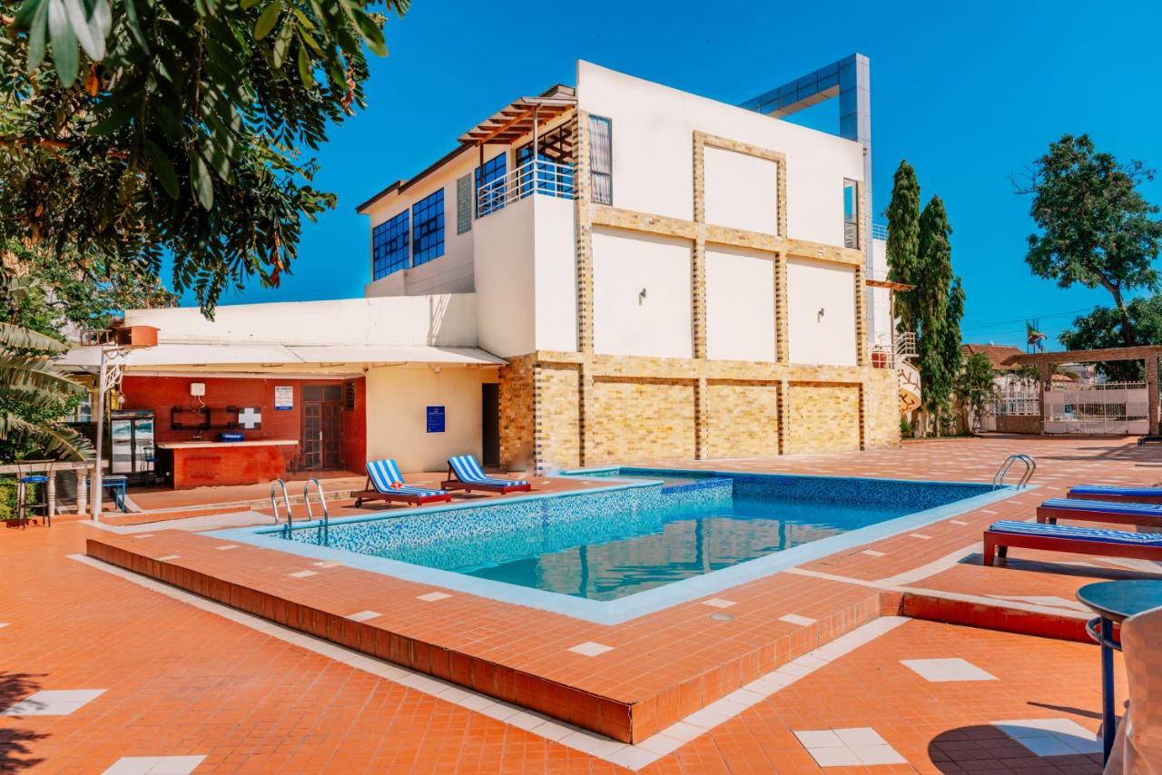 Nyumbani Hotel And Resorts Танга Экстерьер фото